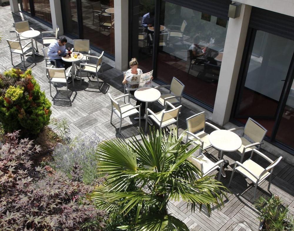 Brit Hotel Du Stade Rennes Ouest Exterior photo